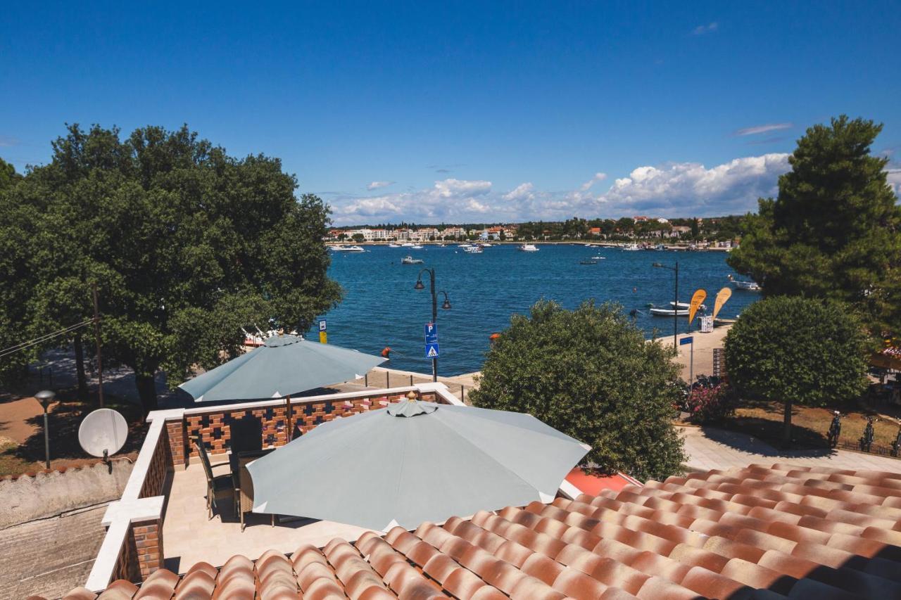 Vinea Apartmani Umag, Ulica G Garibaldia 2 エクステリア 写真